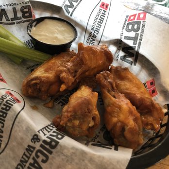 Hurricane Grill & Wings - Anemic and terribly disappointing wings considering that's what their known for... blah - American Near Me - Poughkeepsie, New York Hurricane Grill & Wings - Anemic and terribly disappointing wings considering that's what their known for... blah - American Near Me - Poughkeepsie, New York