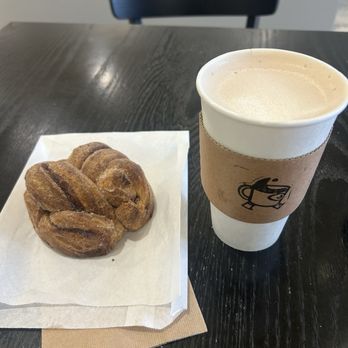 Cyclops Coffee - Chai latte and cinnamon knot. - Coffee & Tea Near Me - Long Beach, California