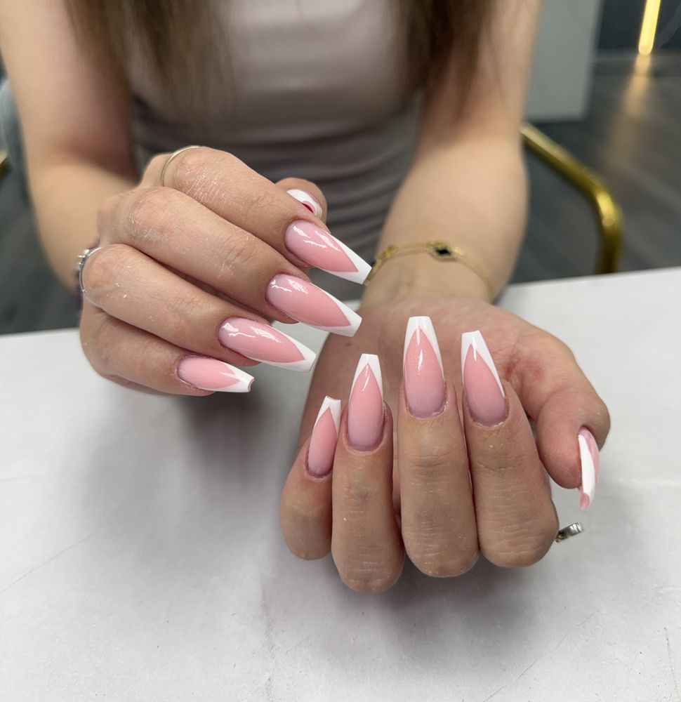 Moskva Russian Manicure