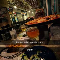 Silver Beach Pizza - The environment, the experience the food, the flavor... can't beat it.