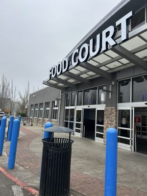 Hong Phat Supercenter by null