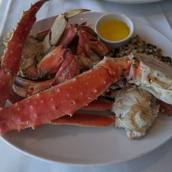Cutters Crabhouse - Crab sampler - Seafood Near Me - Seattle, Washington Cutters Crabhouse - Crab sampler - Seafood Near Me - Seattle, Washington