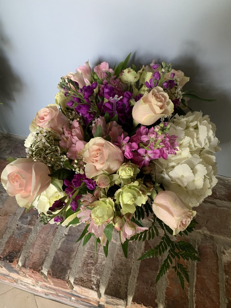 FLOWERS BY GRACE Updated October 2024 18156 NW 2nd Ave, Miami