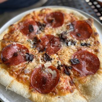 Peaceful Side Social - Three meat flat bread - Breweries Near Me - Townsend, Tennessee Peaceful Side Social - Three meat flat bread - Breweries Near Me - Townsend, Tennessee