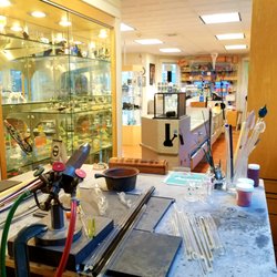 The Hippie House - Glass blowing demos