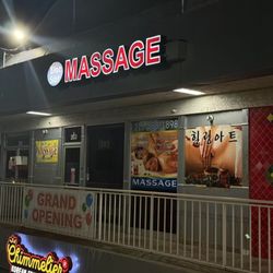 Blue Star Massage - Outside