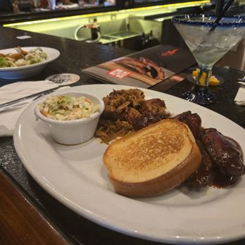 Smokey Bones Chesapeake - Pulled Pork, bbq wingz - American Near Me - Chesapeake, Virginia
