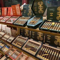 Cigar Mas Fino - New Plasencia.