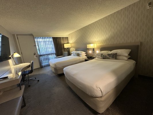 Marriott M Club Lounge by null