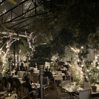 Laurel Hardware - Patio - New American Near Me - West Hollywood, California