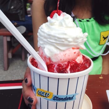 PICK-QUICK Drive In - Strawberry sundae - Burgers Near Me - Auburn, Washington