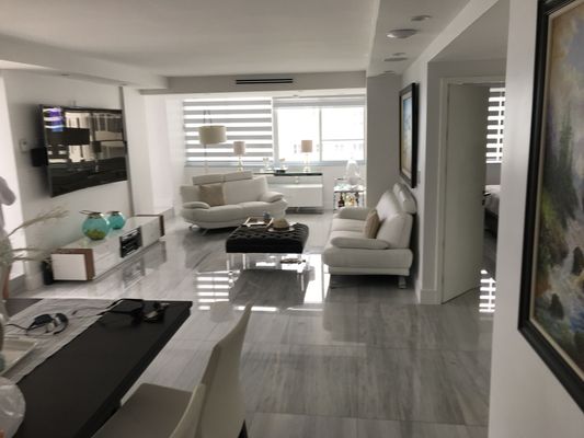 EM Construction Group Logo