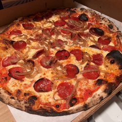 Max and Leo’s Artisan Pizza - Sudbury - Pepperoni & caramelized onions