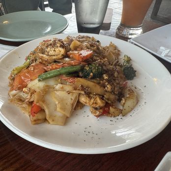Sumalee's Thai Cuisine - Chicken Pad Phad Kee Mao - Thai Near Me - Bonney Lake, Washington Sumalee's Thai Cuisine - Chicken Pad Phad Kee Mao - Thai Near Me - Bonney Lake, Washington