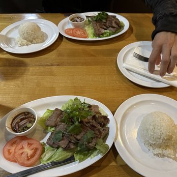 Boonsee Thai Kitchen - Norco - Crying Tiger - Thai Near Me - Norco, California