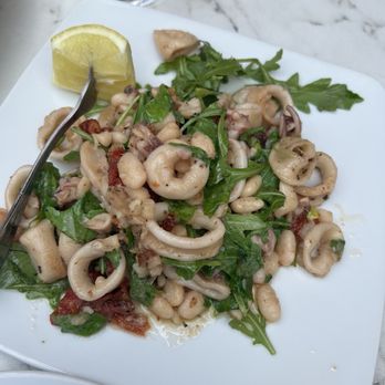 Matto Wine Bar - Sautéed calamari with white beans and arugula - Wine Bars Near Me - Shelton, Connecticut Matto Wine Bar - Sautéed calamari with white beans and arugula - Wine Bars Near Me - Shelton, Connecticut