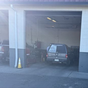 Les Schwab Tire Center - Interior: my 2008 Ford Ranger getting front tires replaced - Tires Near Me - Fallon, Nevada