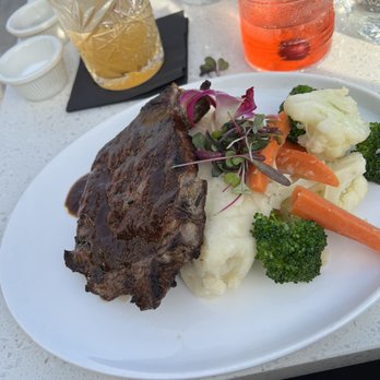 Kabana Rooftop - Steak - Lounges Near Me - Richmond, Virginia