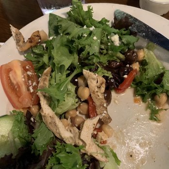 Oggi's - Mediterranean salad - Pizza Near Me - Encinitas, California Oggi's - Mediterranean salad - Pizza Near Me - Encinitas, California