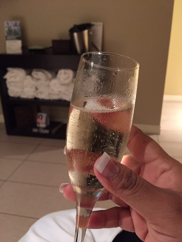 THE SPA AT CATFISH BEND Updated October 2024 3001 Winegard Dr