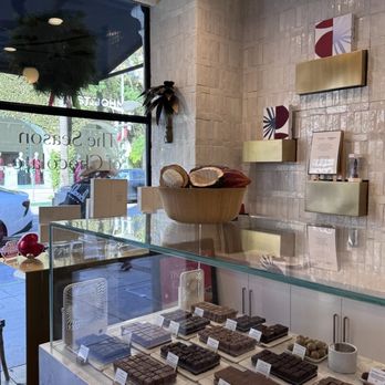 andSons Chocolates - Chocolatiers & Shops Near Me - Beverly Hills, California