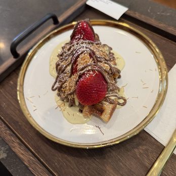 FORESTea - Delicious, definitely recommend to try it at least once. Dubai Chocolate Croffle. - Bubble Tea Near Me - Sumner, Washington