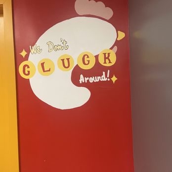 Cluckin Bun - Chicken Shop Near Me - Cathedral City, California