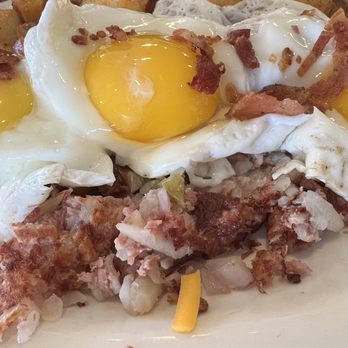 Early Harvest Diner - Corned beef hash! - Diners Near Me - Wakefield, Massachusetts Early Harvest Diner - Corned beef hash! - Diners Near Me - Wakefield, Massachusetts