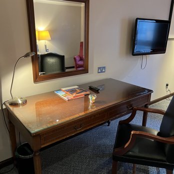 Macdonald Holyrood Hotel - Desk and tv - Hotels Near Me - Edinburgh, EDH Macdonald Holyrood Hotel - Desk and tv - Hotels Near Me - Edinburgh, EDH