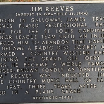 Jim Reeves Memorial - 1/17/16. Sunday. - Landmarks & Historical Buildings Near Me - Carthage, Texas Jim Reeves Memorial - 1/17/16. Sunday. - Landmarks & Historical Buildings Near Me - Carthage, Texas
