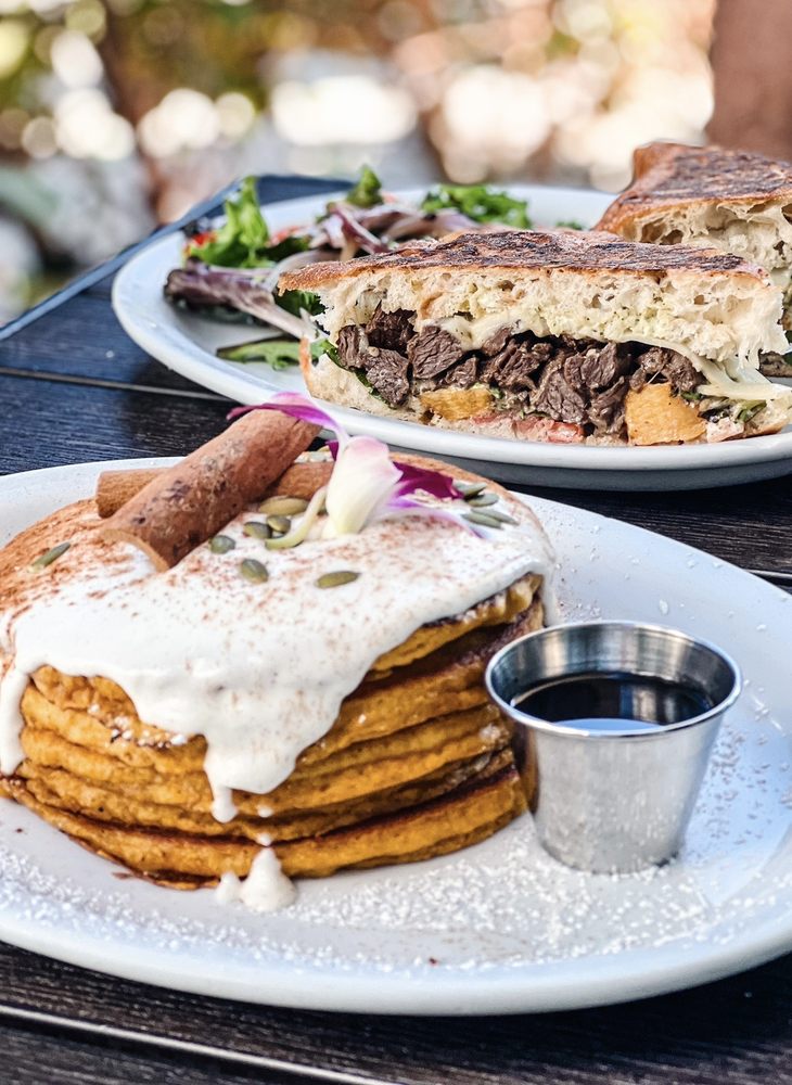 Bistro Cafe