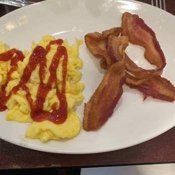 Simone's - The Combo Egg Special - Burgers Near Me - Mount Lebanon, Pennsylvania