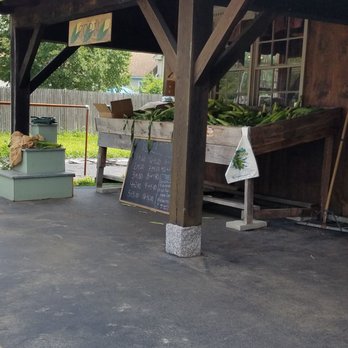 Goodwin Bros Farm Stand - Corn stand. The corn is sweet and very good. - Farmers Market Near Me - North Smithfield, Rhode Island