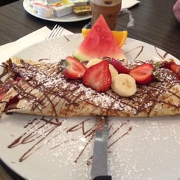 Crêpes Aux Bleuets Ou Framboises Ou Fraises / Blueberry or Raspberry or Strawberry Crepes Crêpes Aux Bleuets Ou Framboises Ou Fraises / Blueberry or Raspberry or Strawberry Crepes