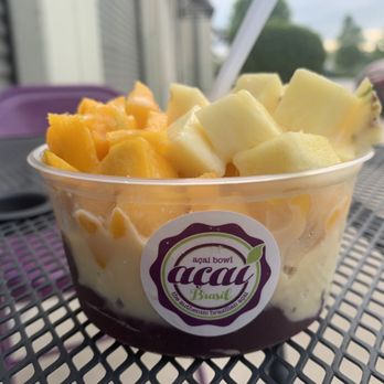 Acai Brasil - Açaí Bowl - pineapple, mango, condensed milk. Lately, I have preferred to order pineapple, blueberries and coconut shavings. - Acai Bowls Near Me - Houston, Texas Acai Brasil - Açaí Bowl - pineapple, mango, condensed milk. Lately, I have preferred to order pineapple, blueberries and coconut shavings. - Acai Bowls Near Me - Houston, Texas