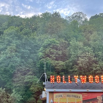 Four Brothers Drive-in - Gorgeous - Drive-In Theater Near Me - Amenia, New York Four Brothers Drive-in - Gorgeous - Drive-In Theater Near Me - Amenia, New York