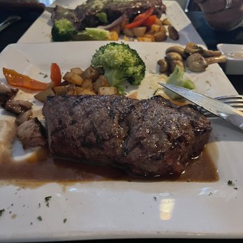 Magellan's - New York steak - New American Near Me - Tracy, California