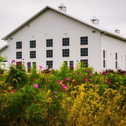 The Barn at Fairview Acres - The grounds are gorgeous. You can get a bad photo here.