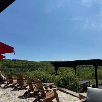 Red Heifer Winery - Lovely view - Wineries Near Me - Smithsburg, Maryland Red Heifer Winery - Lovely view - Wineries Near Me - Smithsburg, Maryland