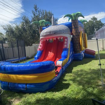 Fantastico bounce houses - Double slide water bounce house combo. - Bounce House Rentals Near Me Fantastico bounce houses - Double slide water bounce house combo. - Bounce House Rentals Near Me