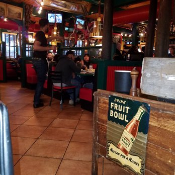 Oregano's - Dining area - Pizza Near Me - Tempe, Arizona Oregano's - Dining area - Pizza Near Me - Tempe, Arizona