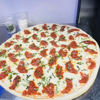 El Centenario Pizza - Margarita pie - Pizza Near Me - Brooklyn, New York El Centenario Pizza - Margarita pie - Pizza Near Me - Brooklyn, New York