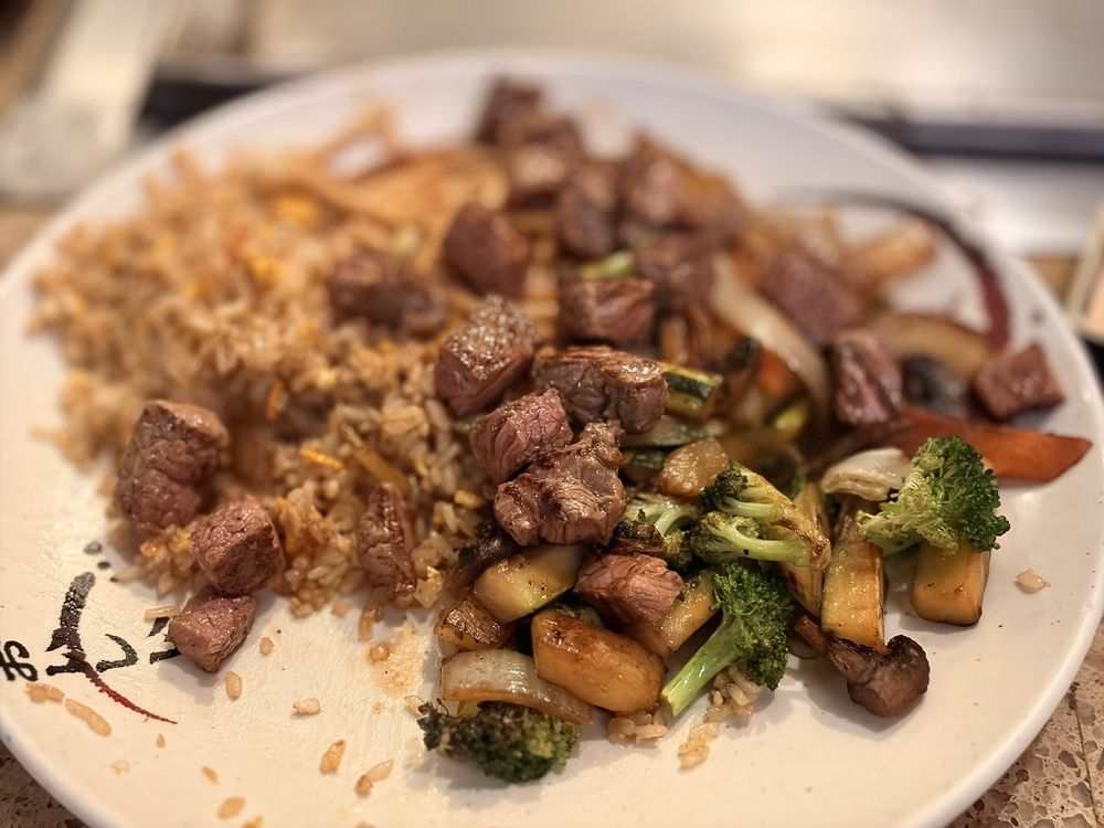 Osaka Japanese Steakhouse & Sushi Bar