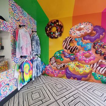 Sundae Donuts Montauk - Bakeries Near Me - Montauk, New York