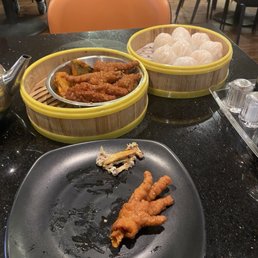 Chicken feet and shrimp dumplings Chicken feet and shrimp dumplings