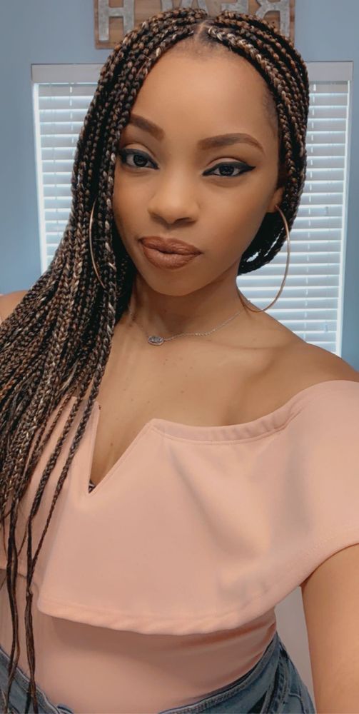 FEMININE ATTRACTIONS HAIR SALON Updated October 2024 117 Photos