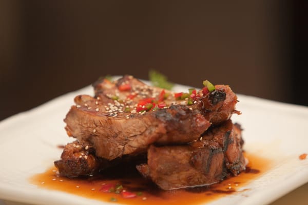Tona Sushi Bar and Grill by null