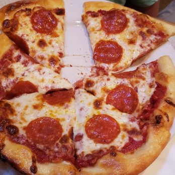 The Brick Oven Pub - Kids pepperoni pizza - Pizza Near Me - Placerville, California The Brick Oven Pub - Kids pepperoni pizza - Pizza Near Me - Placerville, California