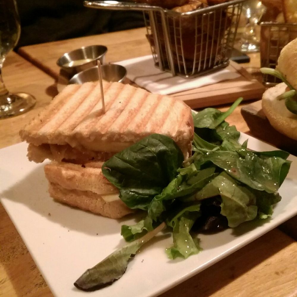 Barraca - Grilled cheese - Tapas Bars Near Me - Montreal, Quebec