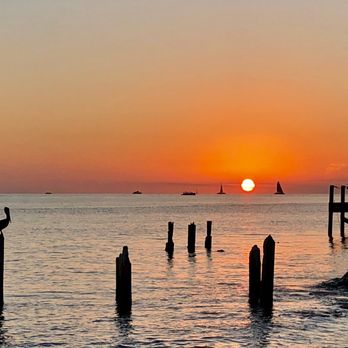 Seaside Cafe - Sunset view from the cafe - Pizza Near Me - Key West, Florida Seaside Cafe - Sunset view from the cafe - Pizza Near Me - Key West, Florida